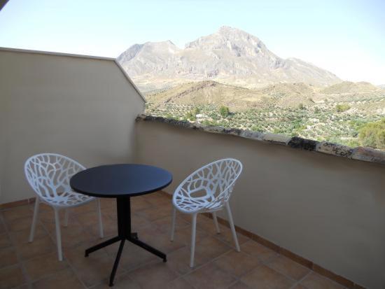 Hostal Rural De Cuadros Bedmar y Garciez Exteriör bild